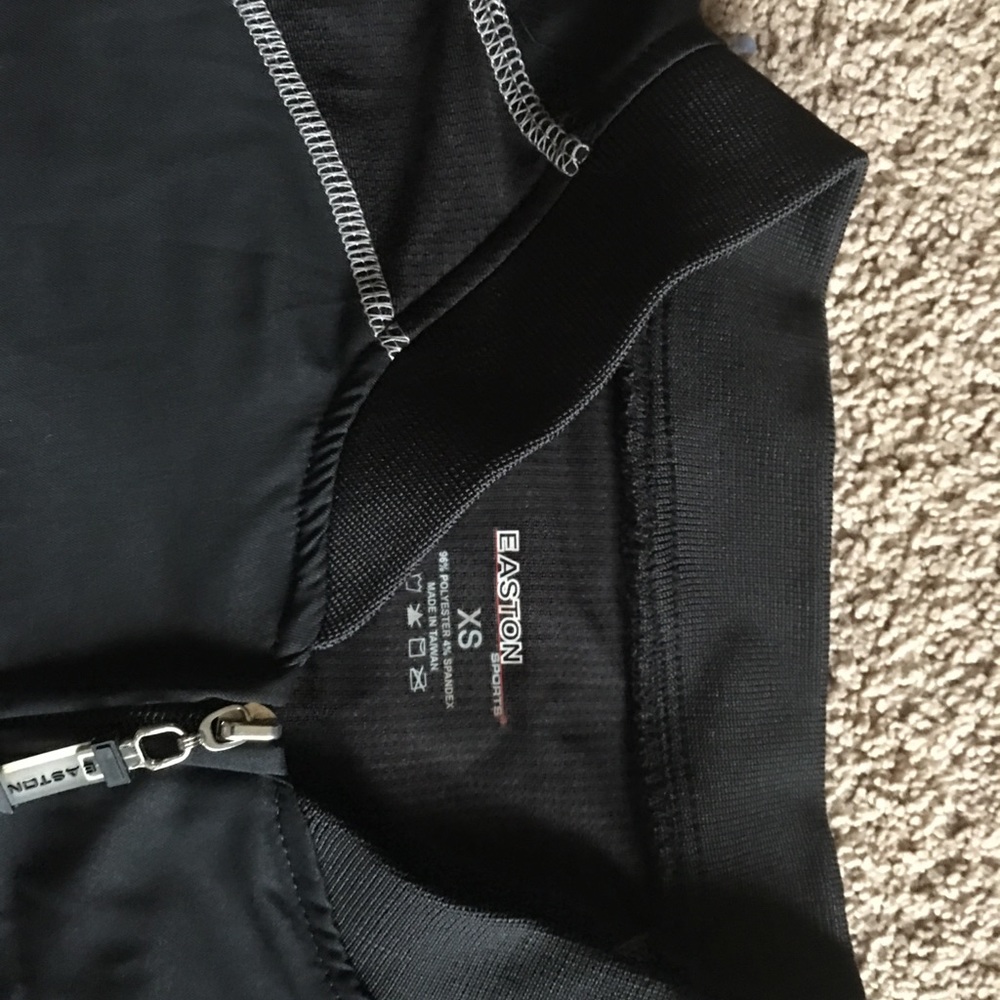 High-performance athletic gear - Picture 2 of 5